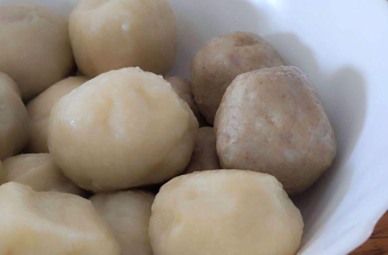 Glina - grad-glina.net - Glavna jela - Knedle sa šljivama