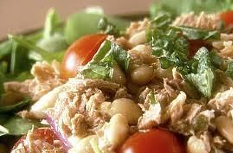 Glina - grad-glina.net - Hladna predjela - Salata s tunom